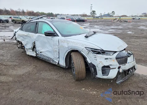 2022 Ford Mustang Mach-E Gt z USA, uszkodzony, nr VIN 3FMTK4SE1NMA14982
